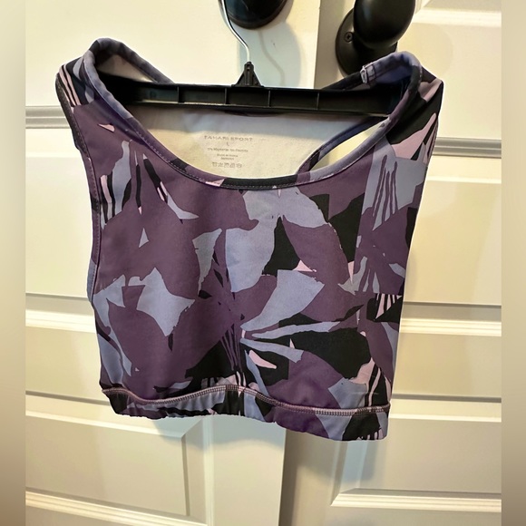 Tahari Other - Tahari Sports bra